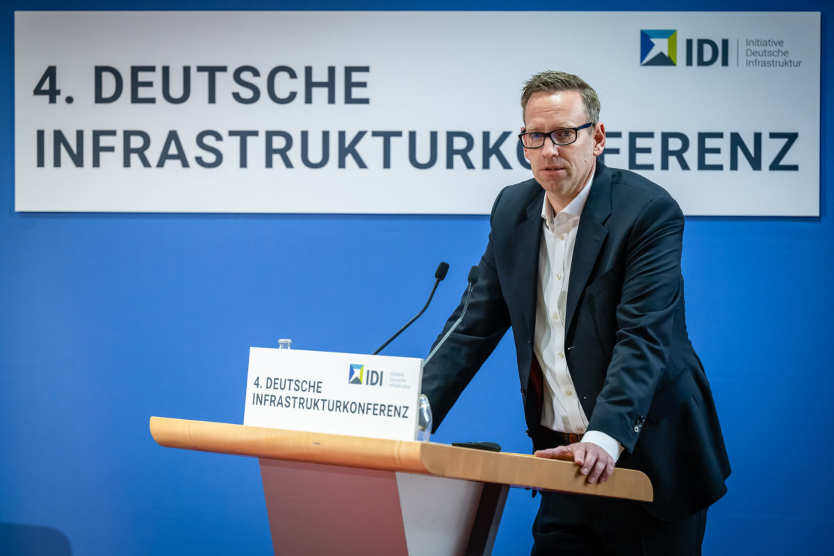 Deutsche Infrastrukturkonferenz, Initiative deutsche Infrastruktur